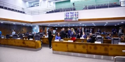 Assembleia aprova projeto que autoriza convocação de delegados, escrivães e peritos no Maranhão