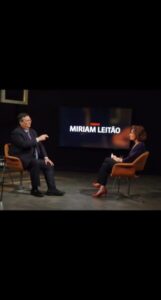 Dino diz que esquerda perdeu bandeira da corrupção mesmo tendo legitimidade para empunhá-la