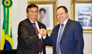 Brandão consolida apoio de Flávio Dino com ida para o PSDB