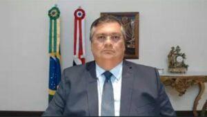 Flávio Dino fala em requisitar vacinas que venham a ser importadas por empresas