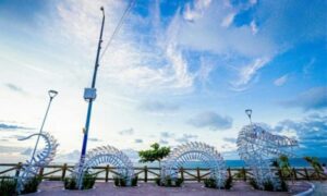 Setur entrega mirante e escultura na avenida Litorânea