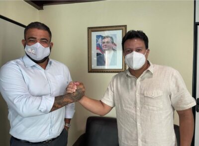 Vereador Paulo Victor se reúne com Felipe Camarão