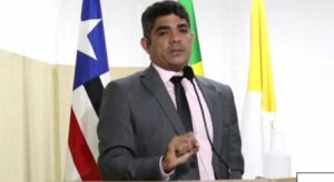 “Servidores da prefeitura de Timon estão com 4 meses de salários atrasados e passando fome”, diz vereador