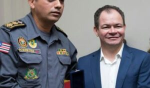 Rafael Leitoa reconhece que errou ao chamar Schnneyder de miliciano