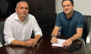 Foto-fofoca: Bello & Schnneyder juntos