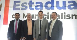 Durante Congresso Estadual do Municipalismo Maranhense, Hildo Rocha reafirma compromisso do Governo Federal em retomar obras do Minha Casa, Minha Vida