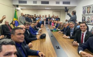 Prefeitos maranhenses são recebidos em dois ministérios em Brasília