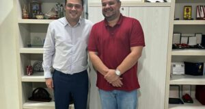 Leandro Bello trata com secretário da SEAP a retomada do projeto Rua Digna em Timon