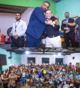 Ao lado de Chico Carvalho, Paulo Victor entrega cestas básicas no Quebra-Pote