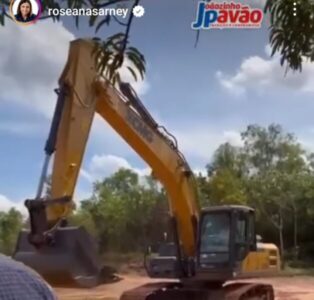 Vídeo: Roseana Sarney viabiliza máquina escavadeira para Santa Helena