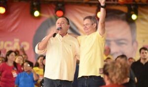 Com a presença de Brandão, oposições homologam Rafael candidato a prefeito de Timon