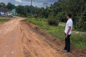 Prefeito de Presidente Juscelino, Dr. Pedro Paulo, Fiscaliza diversas obras do município