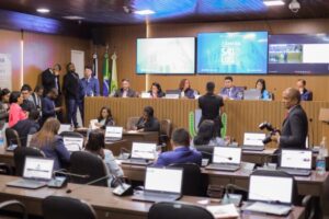 Câmara aprova reajuste salarial para profissionais de enfermagem