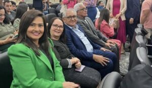 Vereadora Nildinha Teles Esteve na manhã desta terça-feira, 13, acompanhada da prefeita de chapadinha.