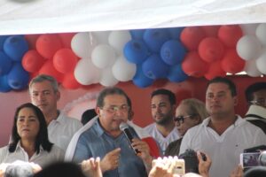 Weverton filia Jota Pinto no PDT e alfineta Luis Fernando Silva