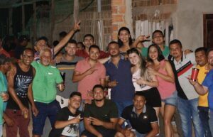 Prefeito Peteca esteve presente no povoado Bom Jesus.