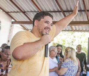 Vinícius Vale lidera a disputa para prefeito de Barreirinhas, e reprovação do prefeito Dr. Almícar passa de 78%, segundo INOP