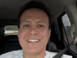 Felipe Camarão mete o pé na estrada para ajudar os amigos; confira