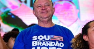 Carlos Brandão, do PSB, é reeleito governador do Maranhão, com mais de 51%