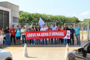Em nota oficial, professores universitários reafirmam repúdio ao governo estadual e a greve continua