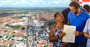 Em Santa Inês, moradores que há anos temiam ser despejados vão ganhar moradia legal e digna