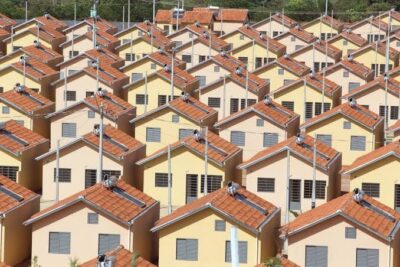 Tratorzão dará mais qualidade de vida a famílias sandominguense com 100 novas habitações do Minha Casa Minha Vida