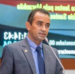 Aluízio Santos sugere gratuidade no transporte intermunicipal para guardas municipais