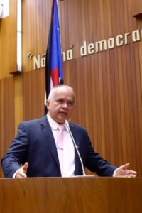 Júlio Mendonça chama atenção para impacto socioambiental de expansão anunciada por empresa
