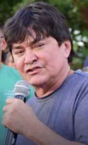 Prefeito de Estreito, Léo Cunha, desafia Ministério Público e despeja dinheiro público em autopromoção.