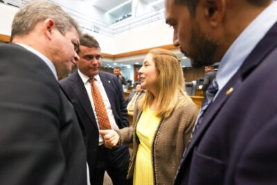 Iracema Vale sobre eleição antecipada na Assembleia: “vou colocar meu nome à disposição”