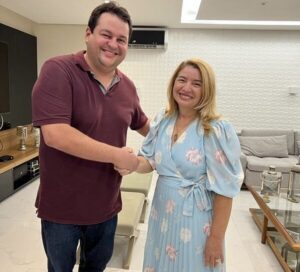 Mais um deputado eleito declara apoio para Iracema Vale na eleição da AL