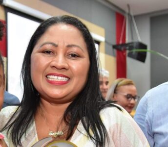 Gastos Exorbitantes em Festas: As Prioridades de Matinha na gestão da prefeita Linielda de Eldo