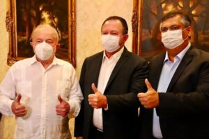 Flávio Dino e Carlos Brandão recepcionam Lula no Maranhão