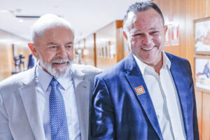 Brandão integra comitiva do presidente Lula em viagem à Colômbia