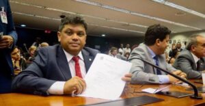 Márcio Jerry debate situação dos Lençóis Maranhenses na Fetaema