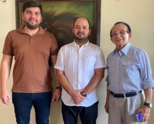 Deputado Marreca Filho visita lideranças na região de Santa Inês