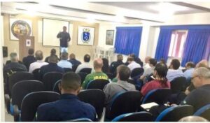 Marinha diz que não há indícios de vazamento do Stella Banner