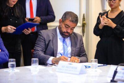 Presidente Paulo Victor participa de assinatura de ordem de serviço de duas obras de mobilidade na Grande são Luís e elogia o governador Carlos Brandão