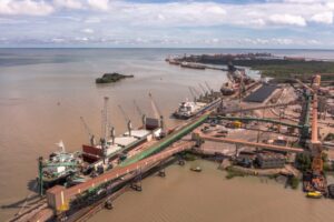 Porto do Itaqui bate novo recorde e registra melhor mês de movimentação de cargas da história