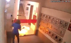 Vídeo: Mulher tem corpo incendiado por namorada no Espírito Santo