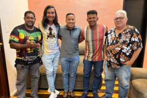 Raimundo Penha reafirma apoio à Escola Favela do Samba