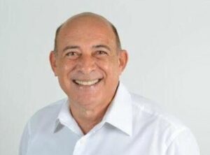 IMPROBIDADE: Ex-prefeito de Santa Inês é absolvido e médico ex-secretário condenado