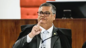 Dino nega recurso do Congresso contra suspensão das emendas