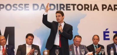 Ivo Resende toma posse como presidente da Famem