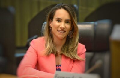 Dra. Thaiza reforça Projeto de Lei do deputado Neto Evangelista sobre vedações quanto a nomeação em cargos públicos