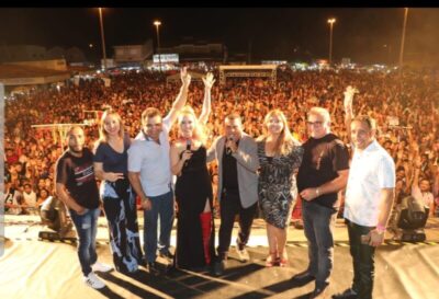 Casal de deputados Josimar Maranhãozinho e Detinha prestigia aniversário de Pedro do Rosário