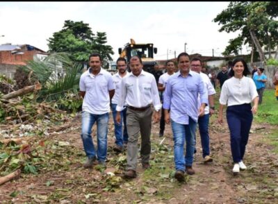 Edivaldo inicia obra de drenagem profunda e pavimentação na região da Divinéia