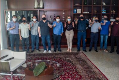 Reunião com Othelino Neto oficializa pré-candidatura de Marinaldo do Gesso a prefeito de Grajaú