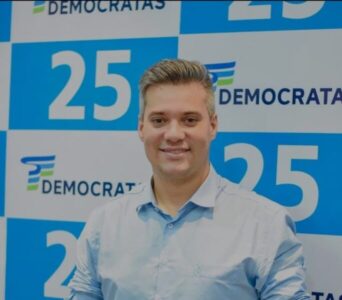 “Tenho certeza que vamos sair vitoriosos”, diz Neto Evangelista ao agradecer apoio de Wellington do Curso