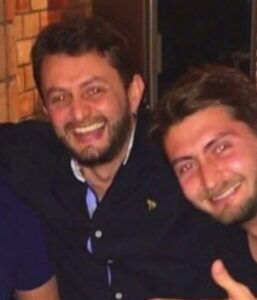 Irmão de Leonardo Sá frauda atestado médico para réu não comparecer em audiência judicial